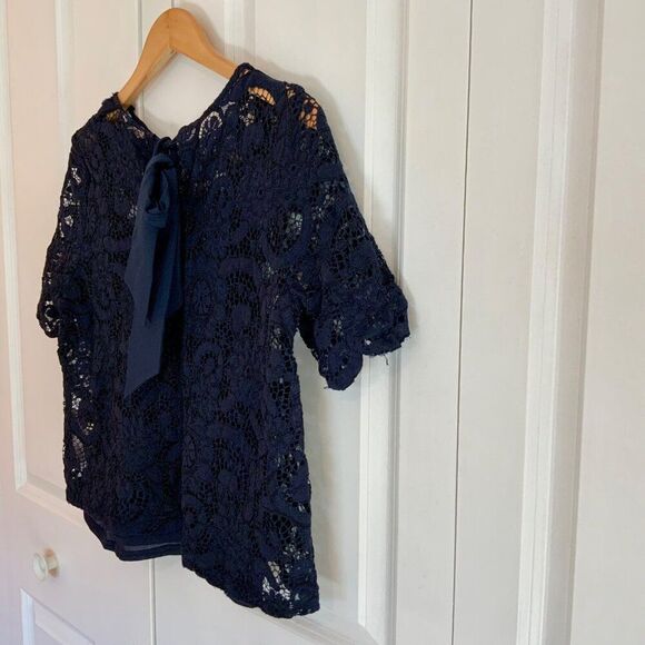 Nanette Lepore Navy Blue Lace Overlay Short Sleeve Top Large - Picture 9 of 11